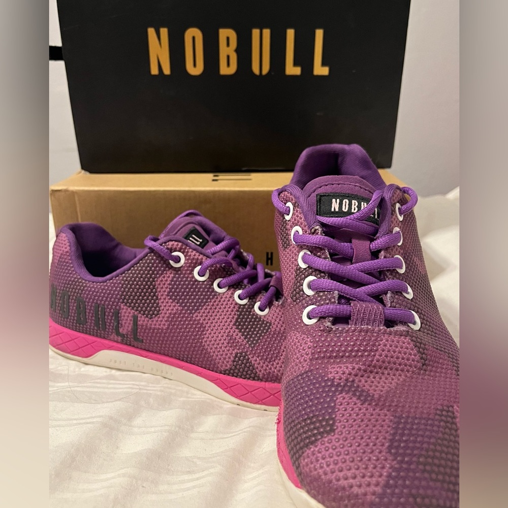 Nobull athletic trainers. Women’s size 9/ men’s size 7.5